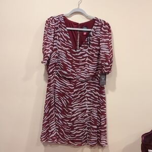 Elegant Maroon and White Patterned Midi Dress